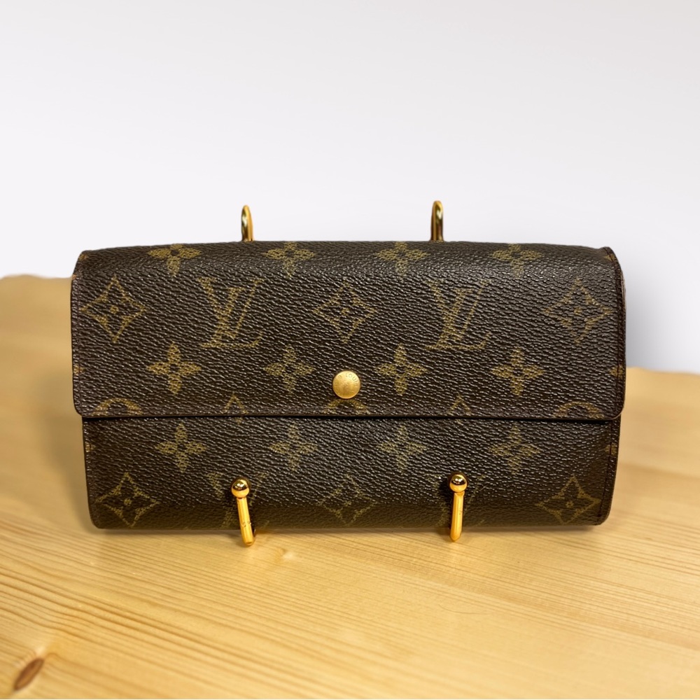 Louis Vuitton Monigrsm Long Sarah wallet, vintage